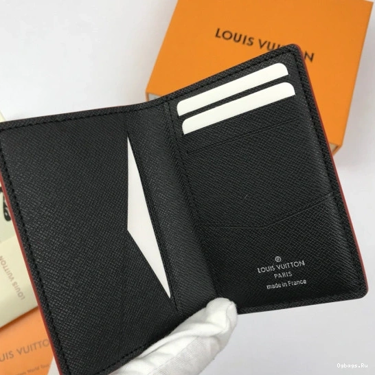 COVER PASSPORT Louis Vuitton 0114